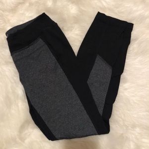 prAna Gabi Leggings in Black & Gray S
